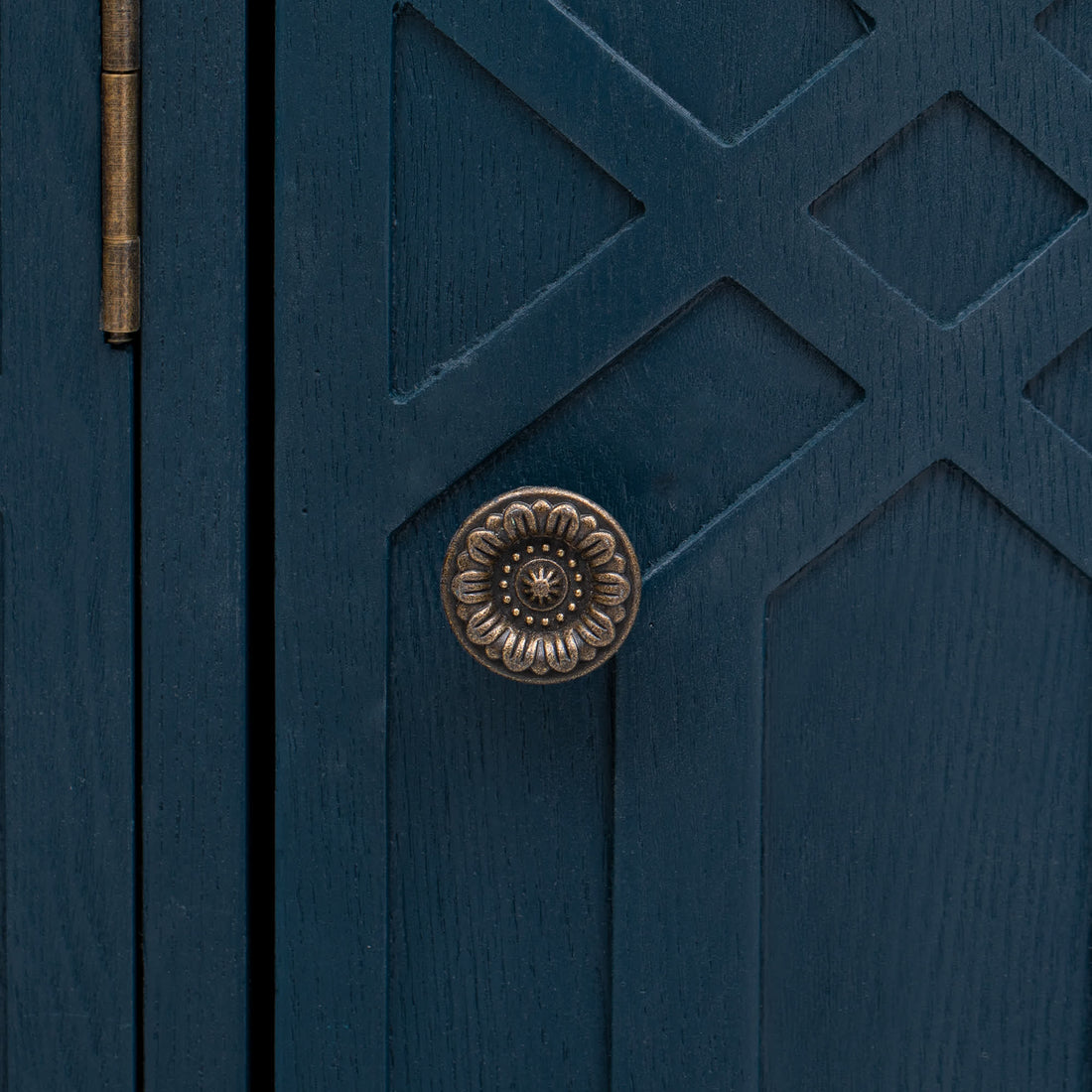 Iffhome U-Style Curved Design Buffet Sideboard