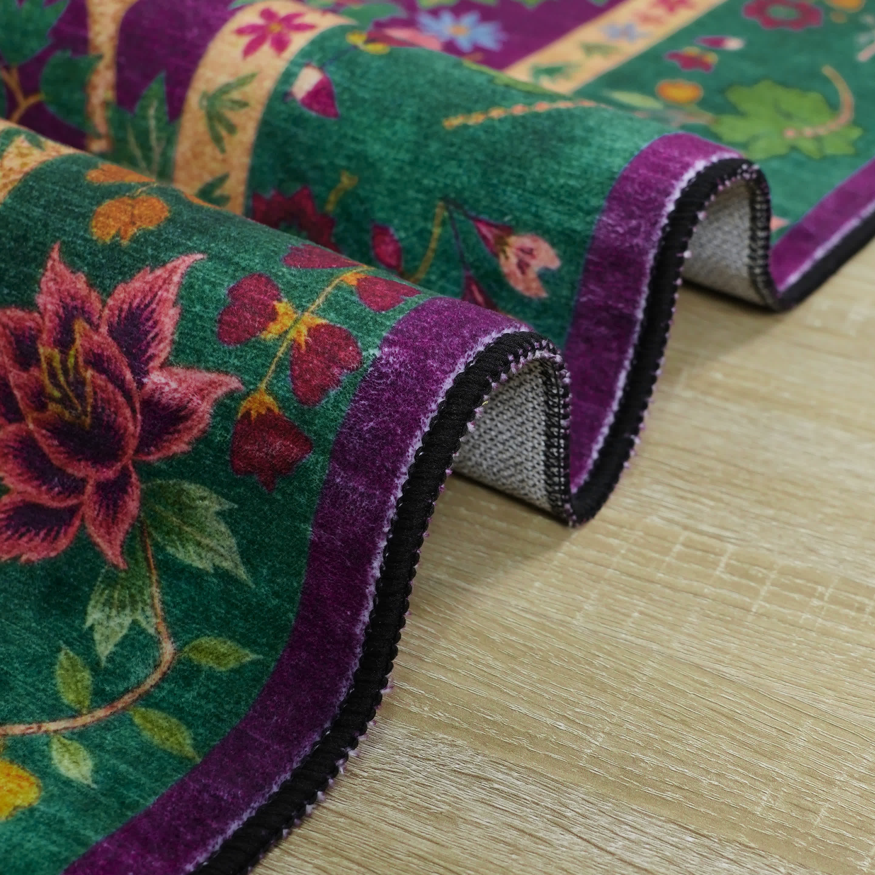Anti-slip Washable Vintage Floral Decorative Area Rug - image 2