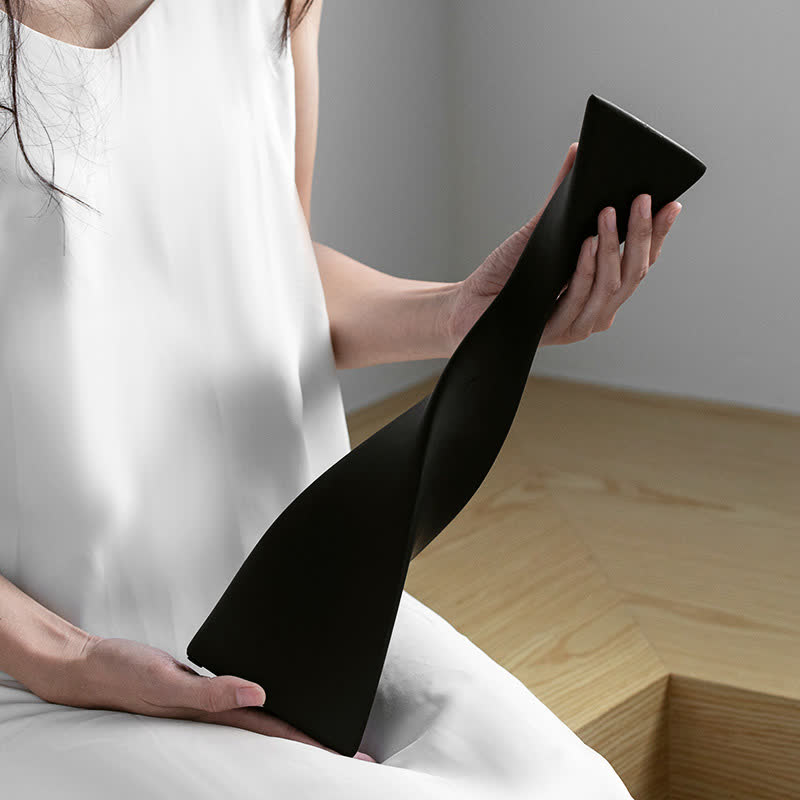 Iffhome Artistic Ceramic Vase Home Ornament