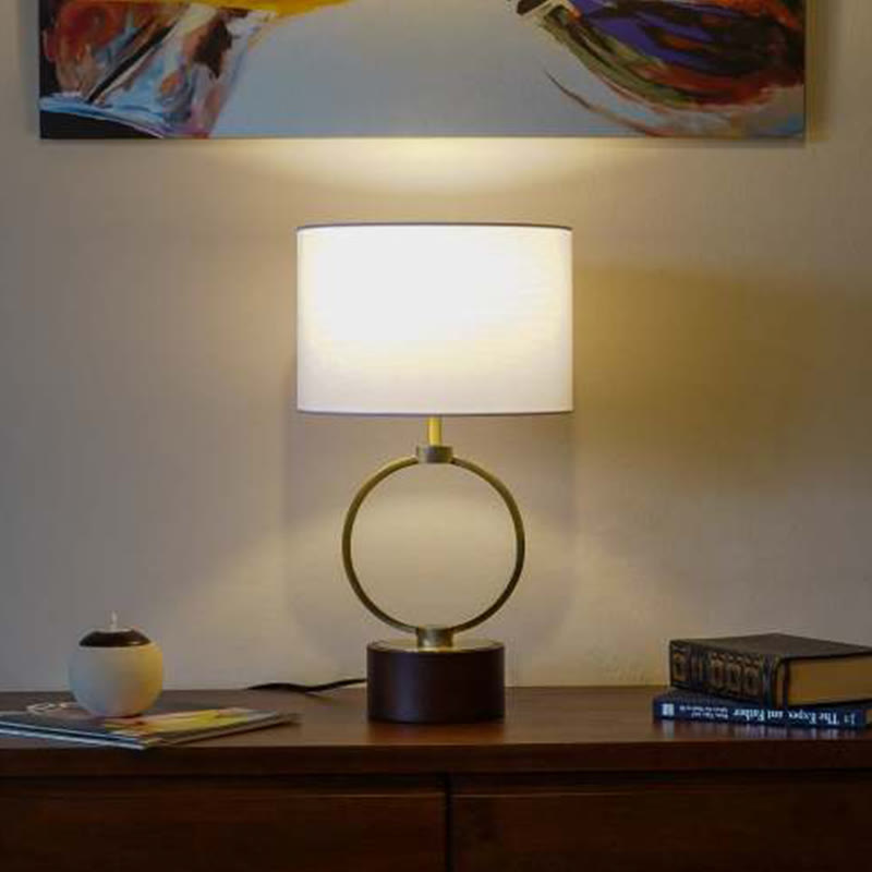 Romantic Bedside Warm Lamp With Metal Base