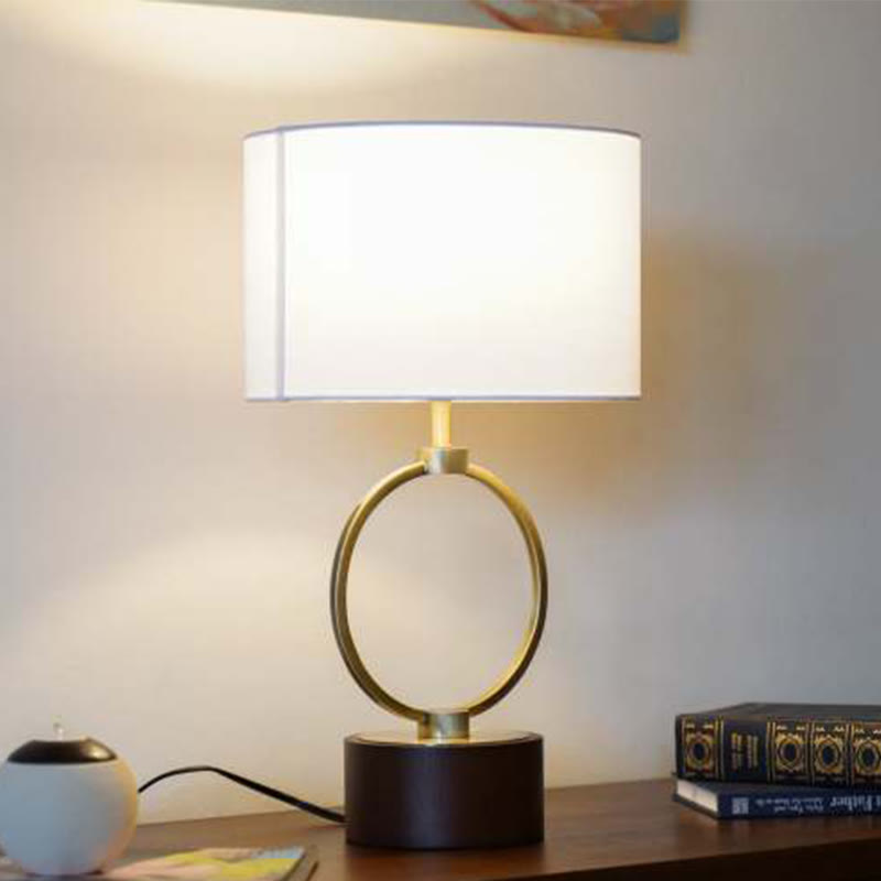 Romantic Bedside Warm Lamp With Metal Base