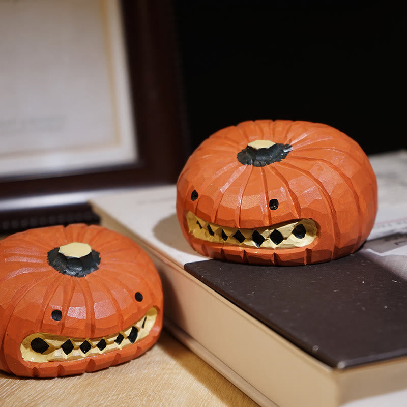 Exaggerated Expression Pumpkin Figurine Ornament - image 4