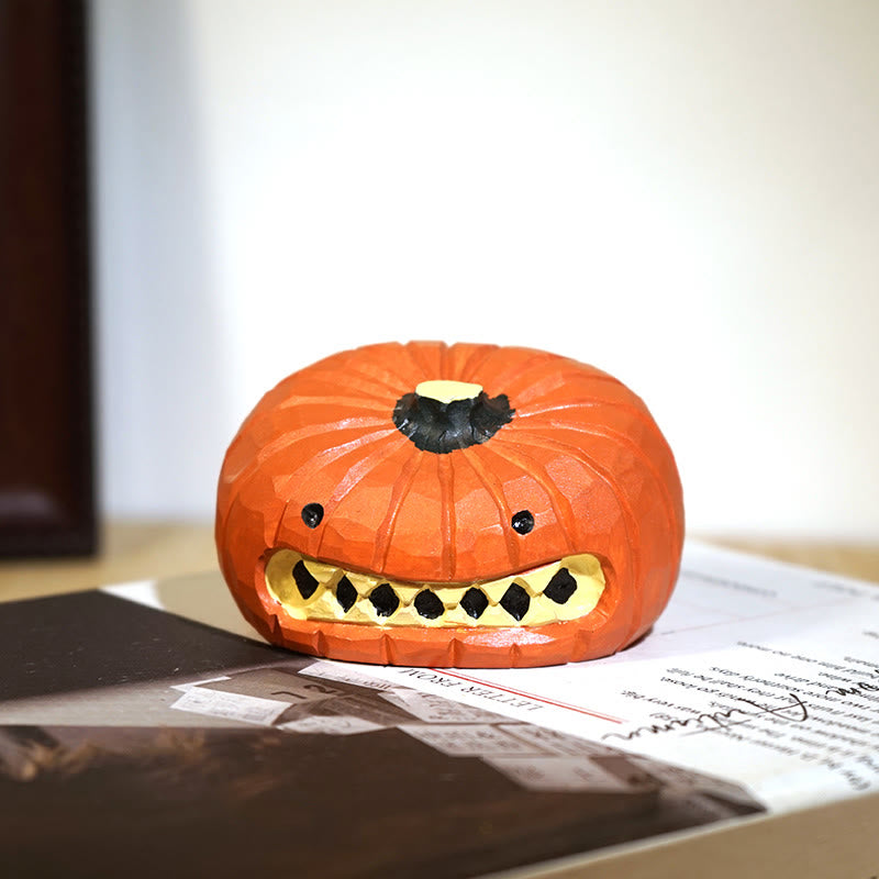 Exaggerated Expression Pumpkin Figurine Ornament - image 3