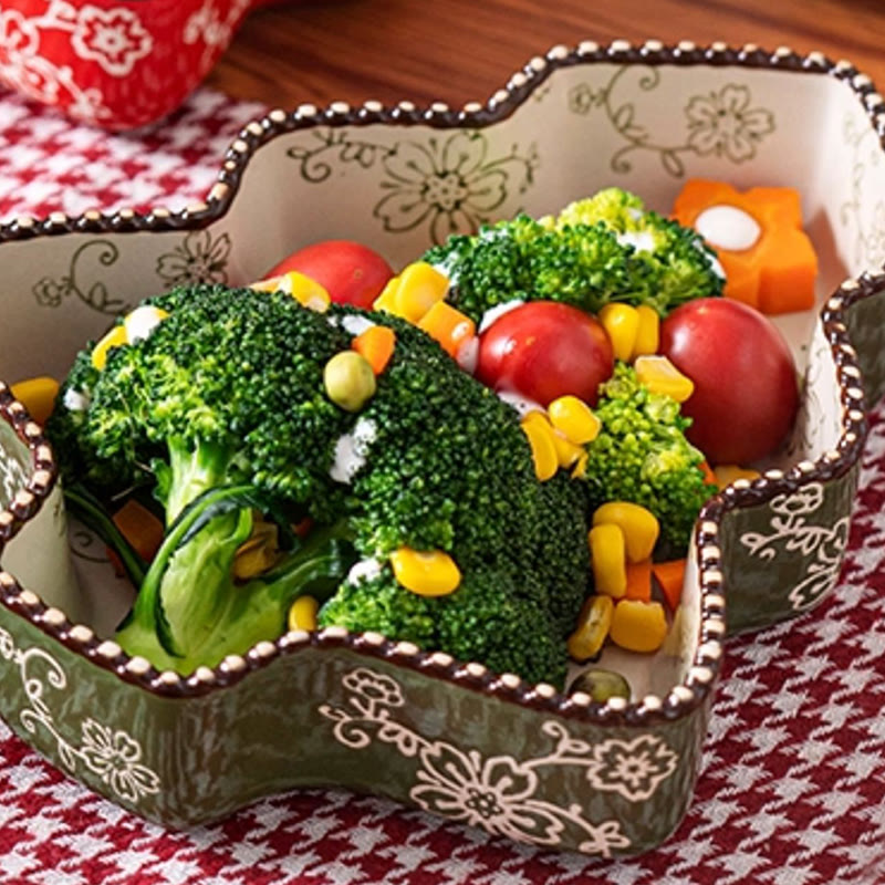 Artistic Beauty Underglaze Christmas Tree Plate - image 5