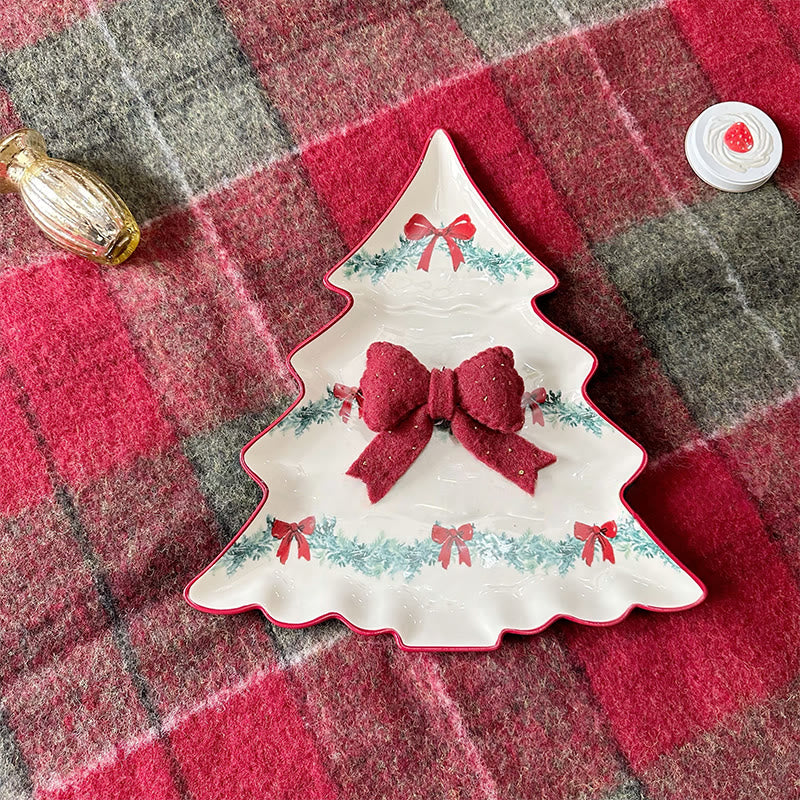 Bow Wreath Pattern Christmas Tree Plate - Red - image 0