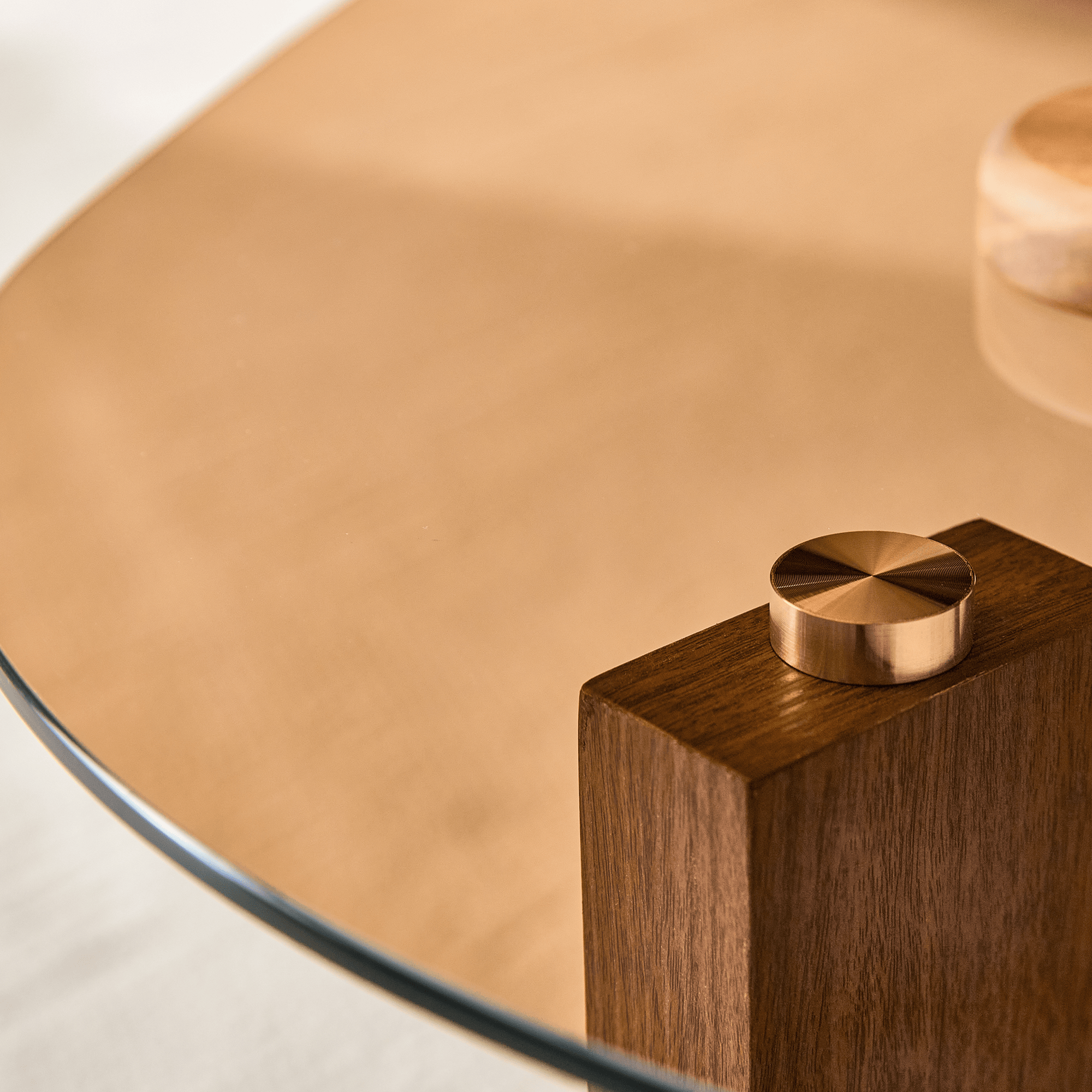 Vintage-style Triangular Coffee Table - image 9