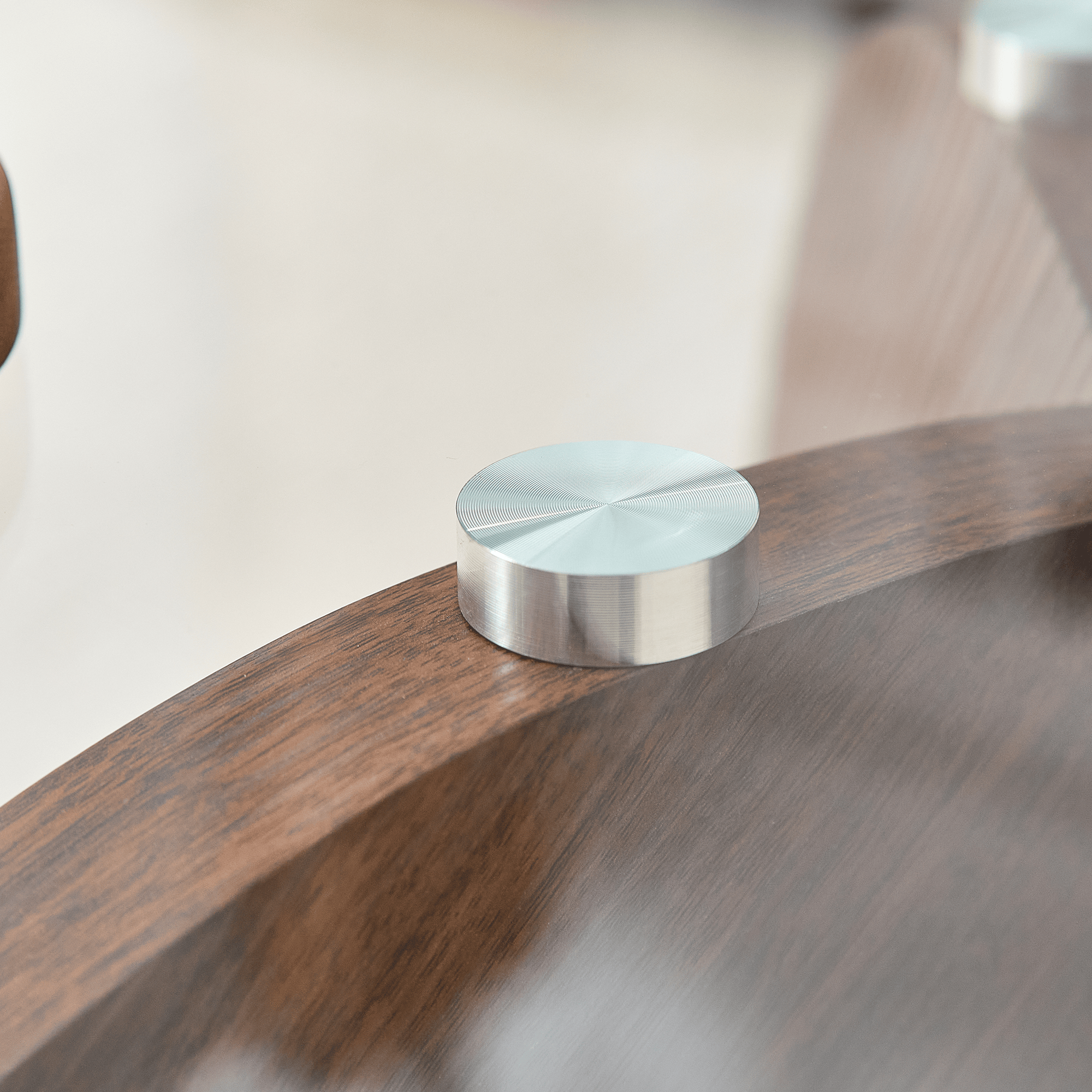 Creative Claw-style Triangular-leg Round Coffee Table - image 9