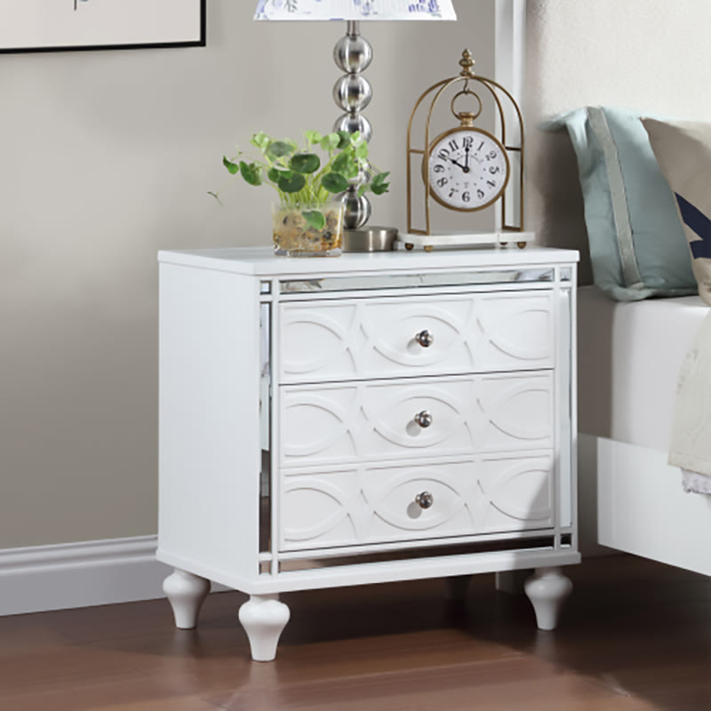 Modern Simple Three Drawers Nightstand